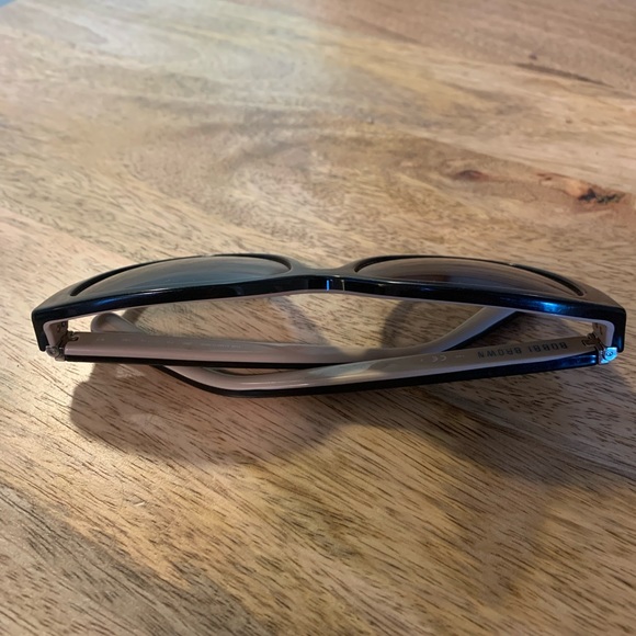 Bobbi Brown Sunglasses - Picture 6 of 8